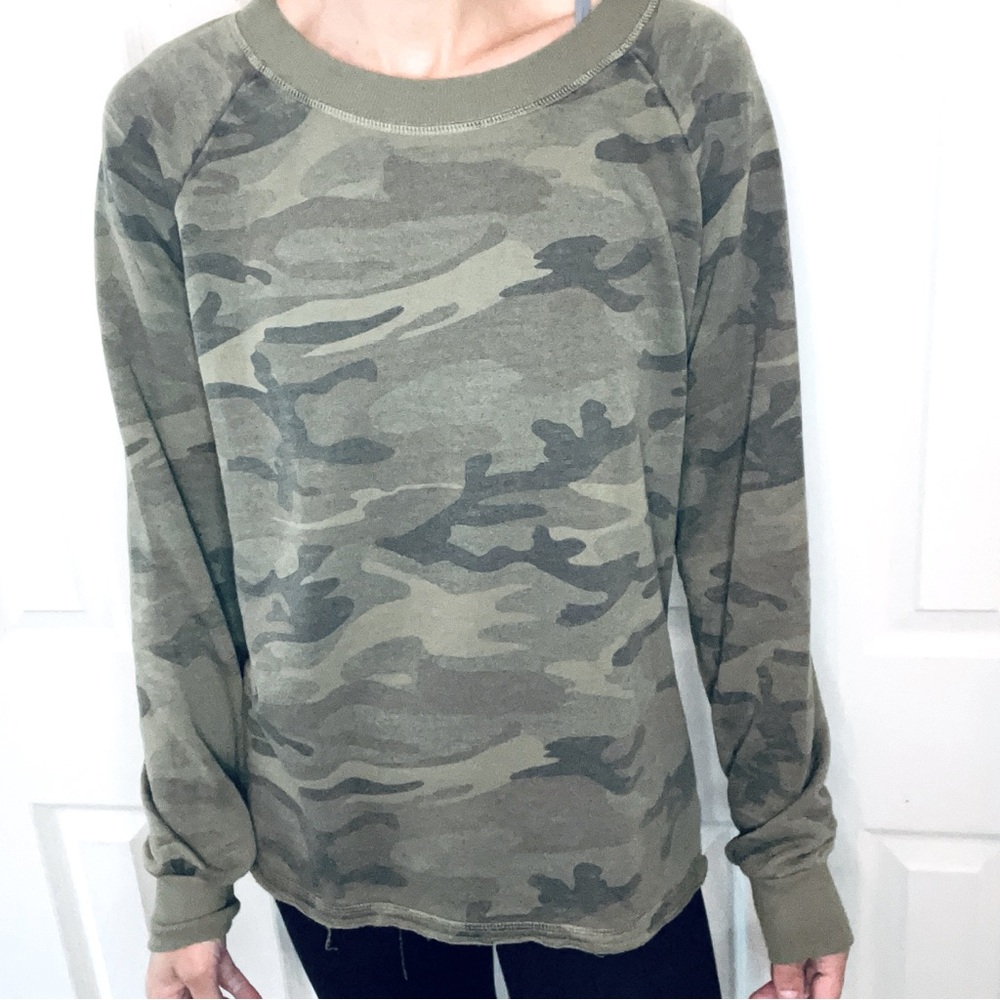 Alternative Apparel Crewneck camo
